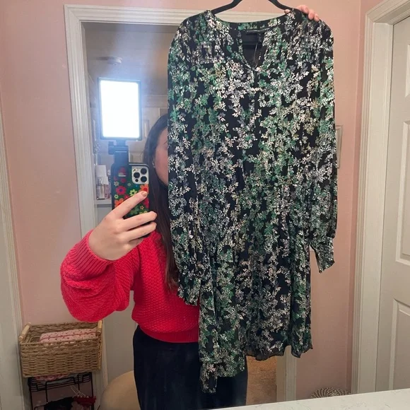 NWT White House Black Market Smocked Blouson Dress- Little Lead Burnout - Picture 11 of 16